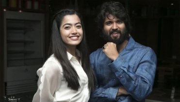 ‘ব্যাচেলর হানিমুনে’ বিজয়-রাশমিকা